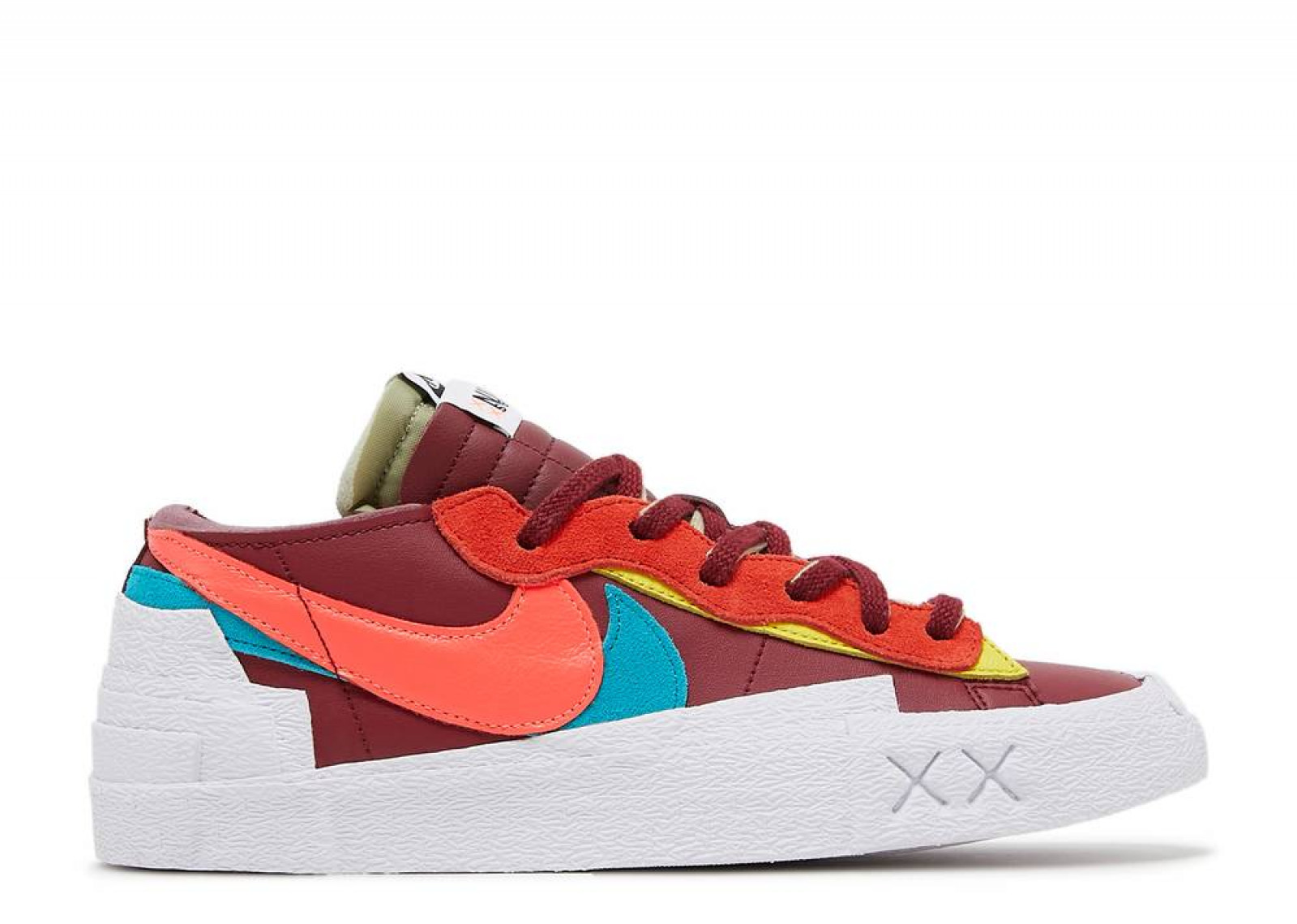 KAWS X SACAI X BLAZER LOW TEAM RED image 1