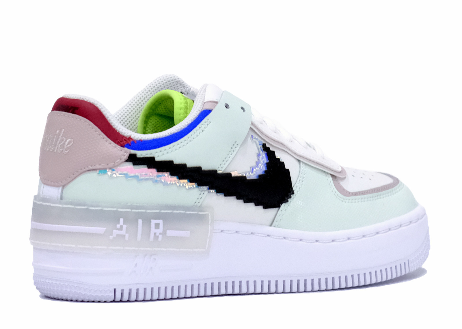 AIR FORCE 1 SHADOW SE PIXEL SWOOSH BARELY GREEN image 3