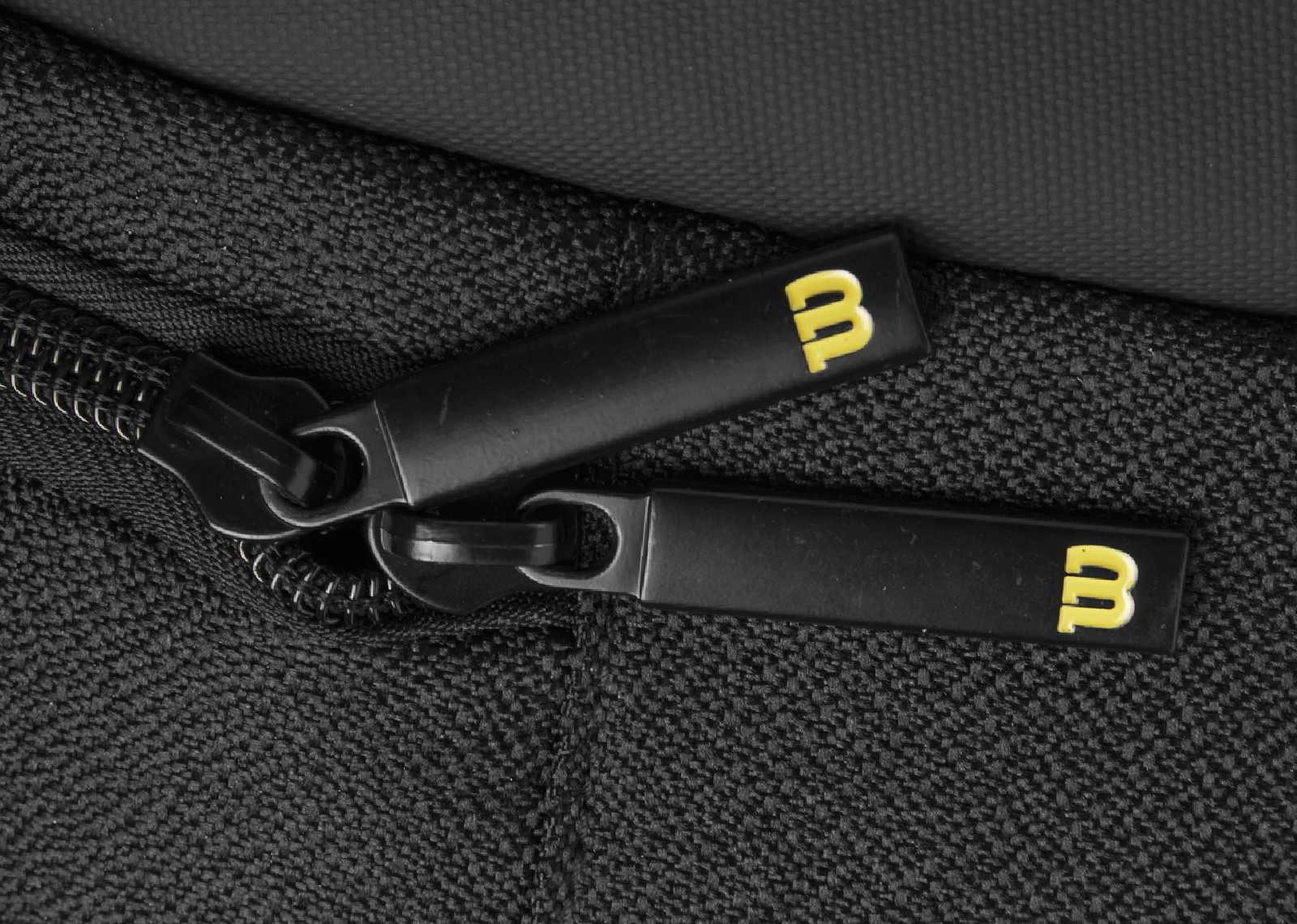 BELA DNA SUPER TOUR PADEL BAG BLACK image 4