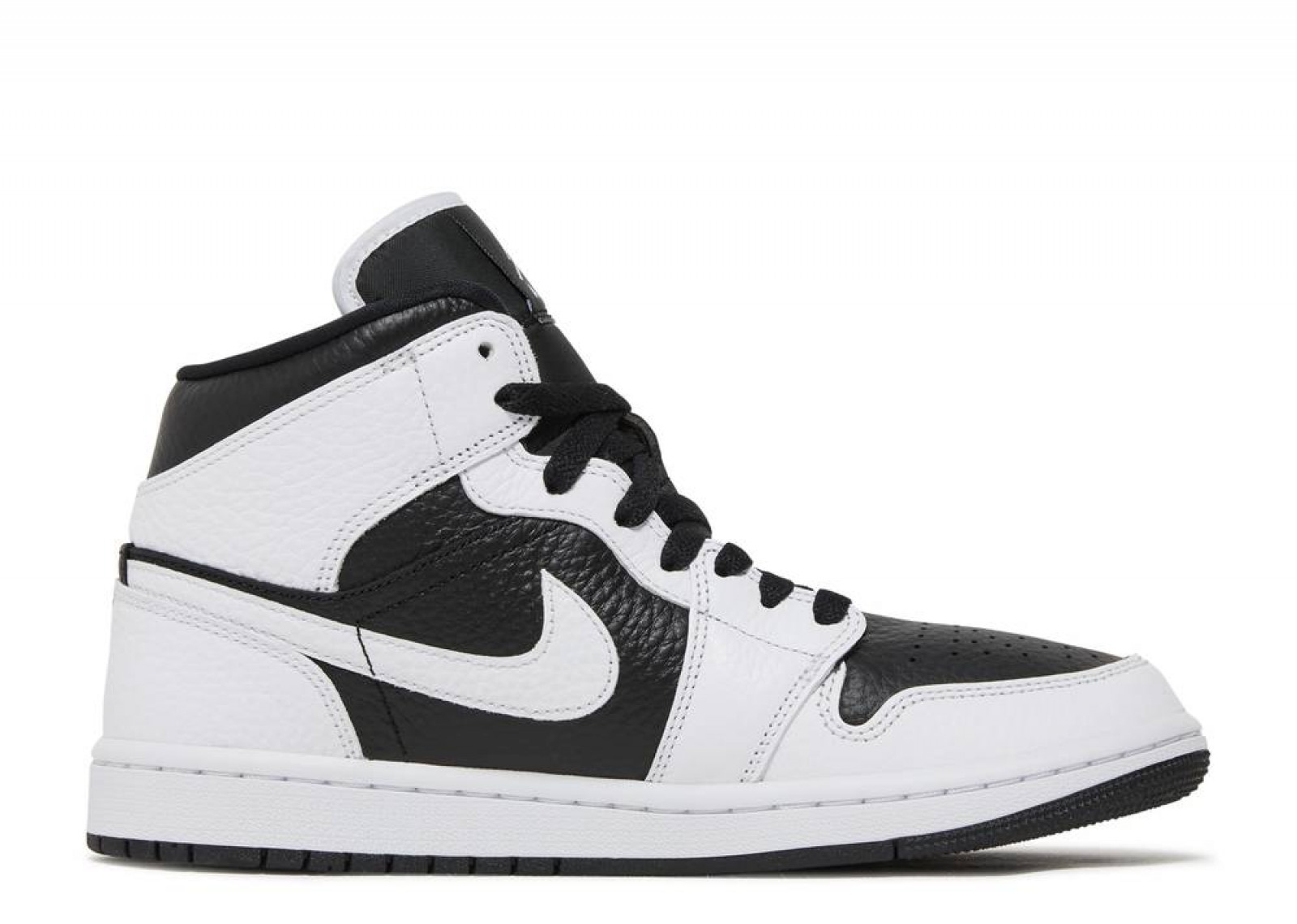 AIR JORDAN 1 MID SE HOMAGE BLACK WHITE (W) image 6