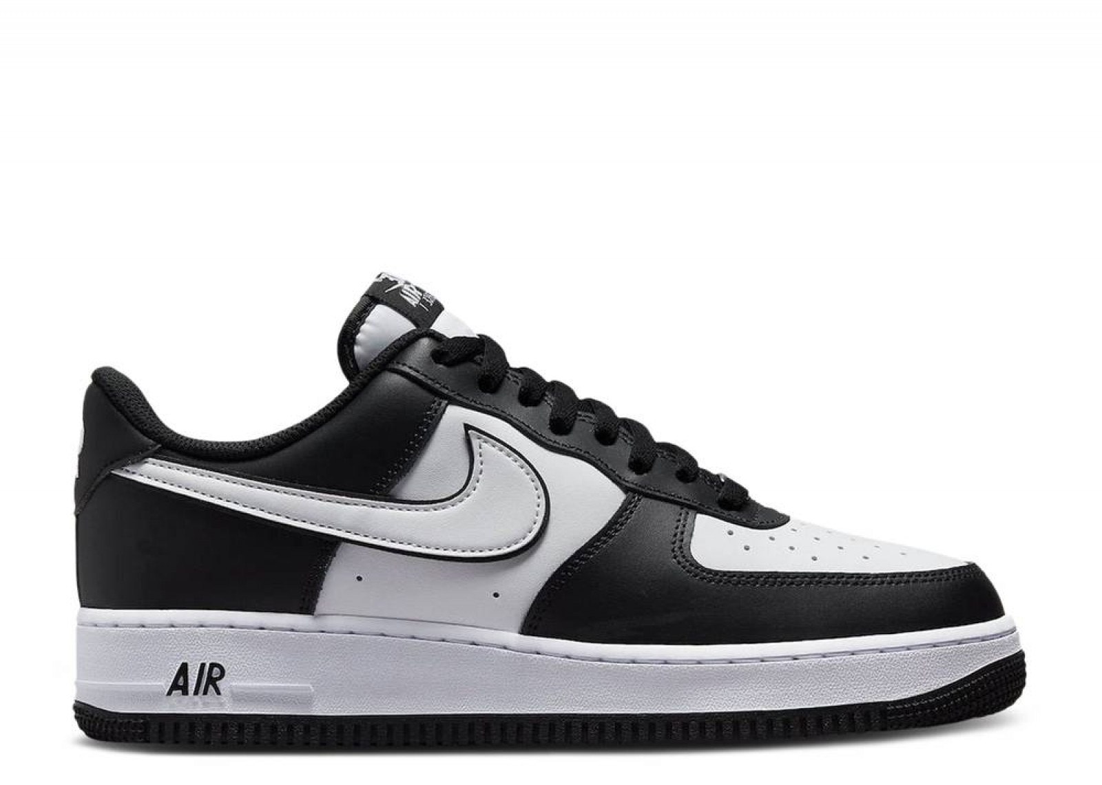 AIR FORCE 1 LOW WHITE SWOOSH PANDA image 1