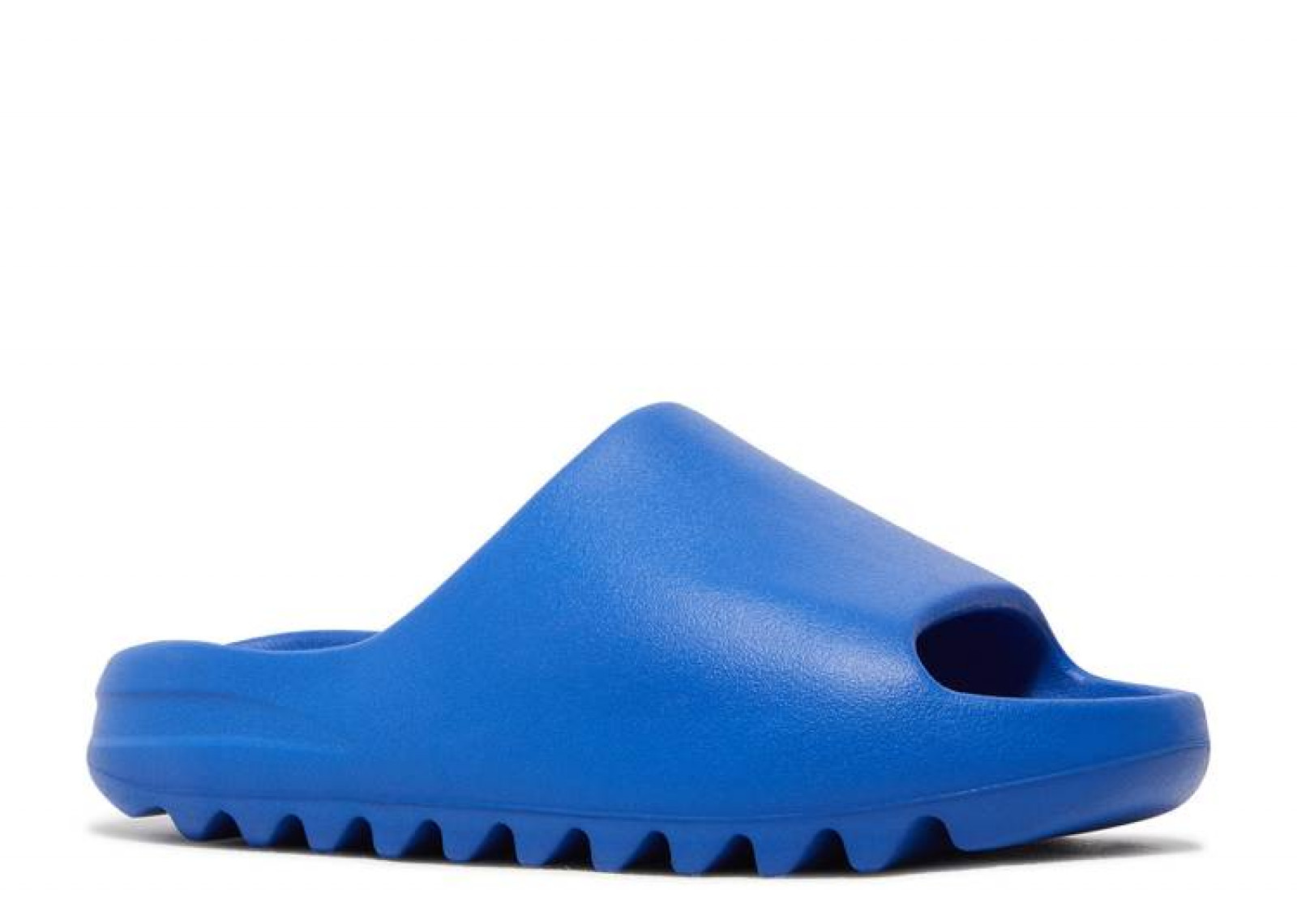 YEEZY SLIDES AZURE image 2