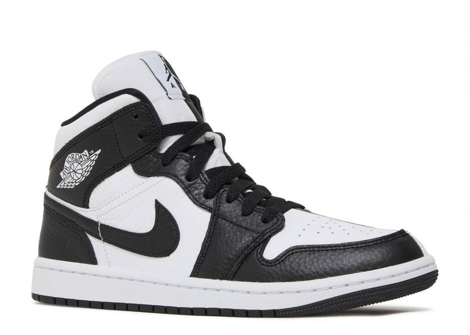 AIR JORDAN 1 MID SE HOMAGE BLACK WHITE (W) image 3