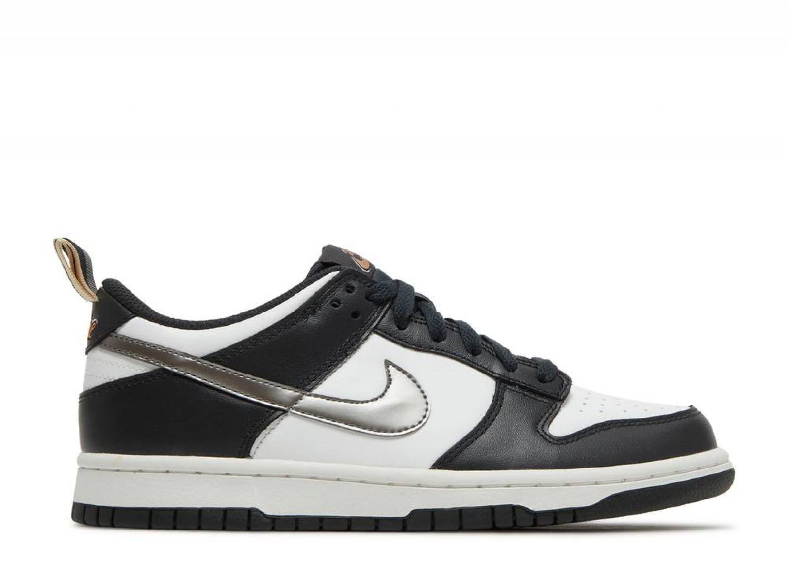 DUNK LOW BLACK WHITE METALLIC (GS) image 1