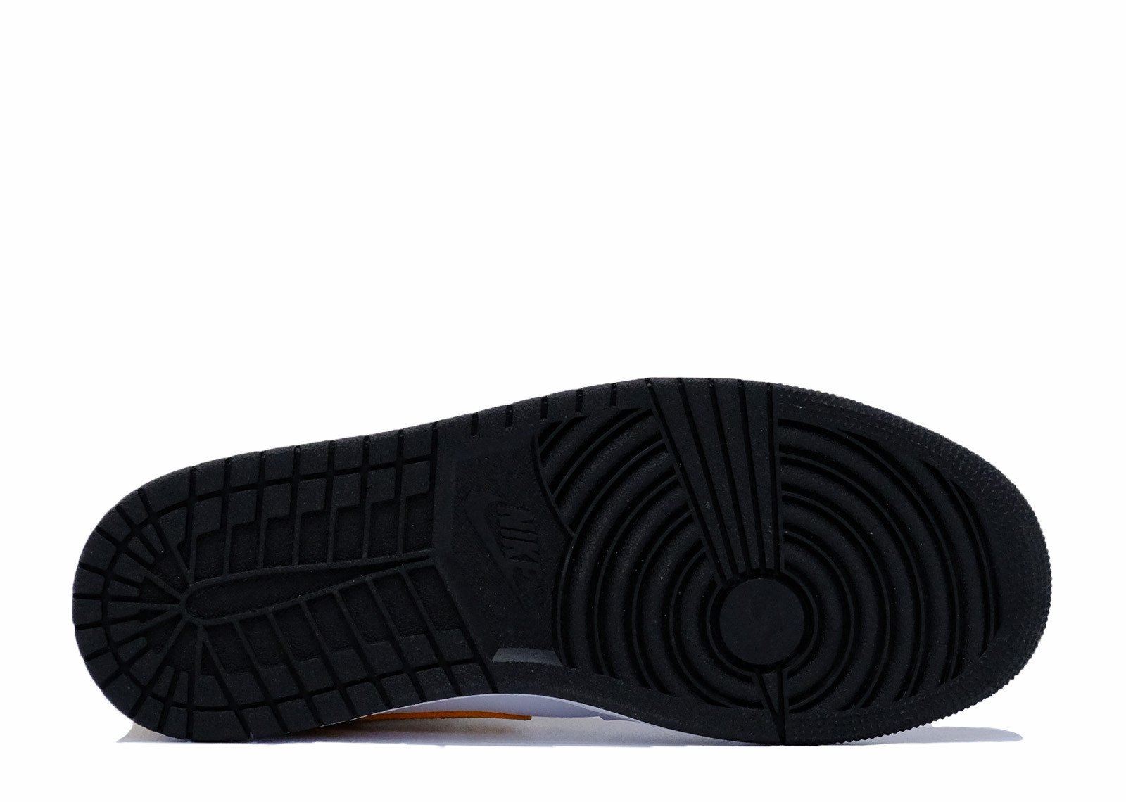 AIR JORDAN 1 MID SE TURF ORANGE image 4