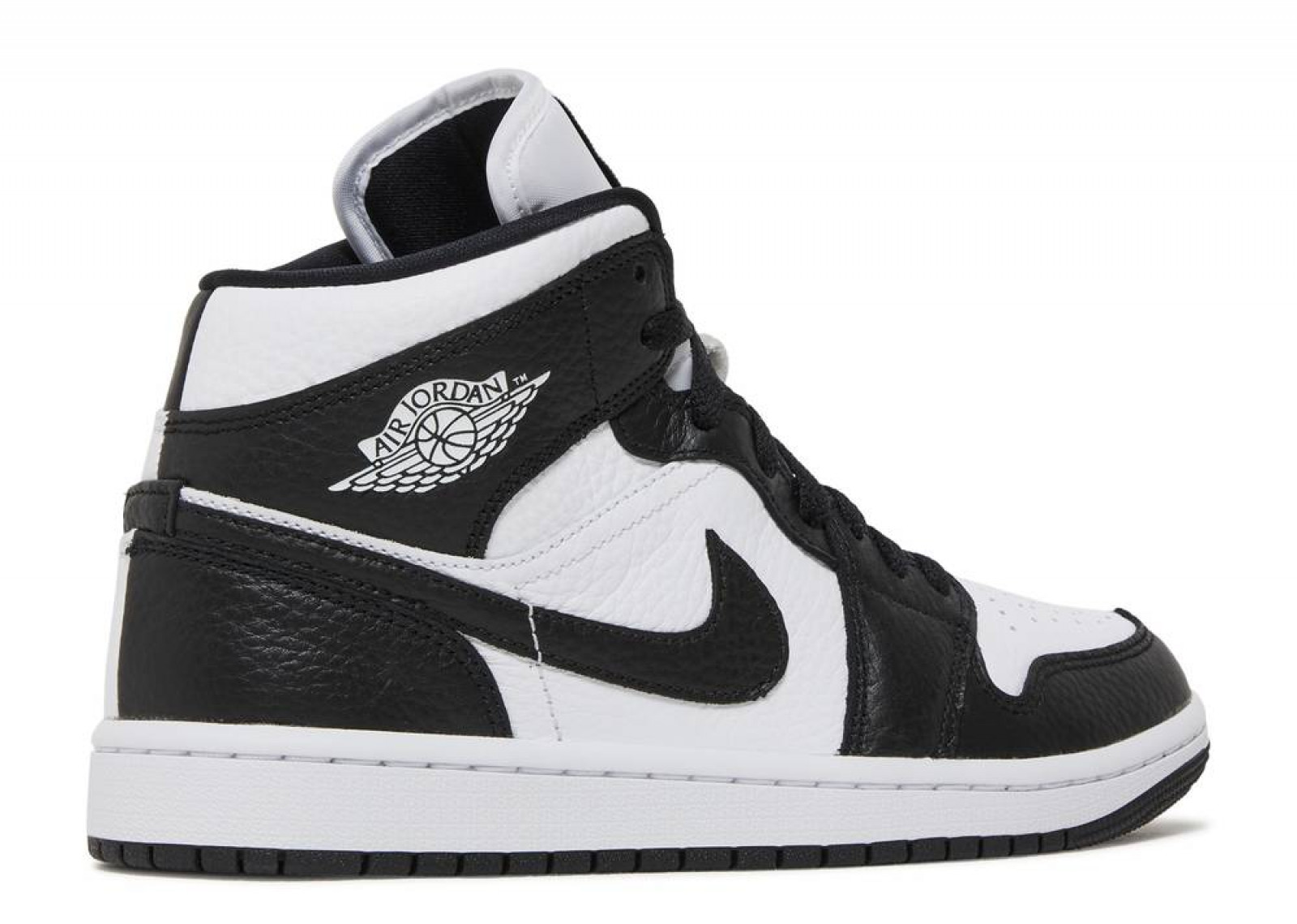 AIR JORDAN 1 MID SE HOMAGE BLACK WHITE (W) image 4