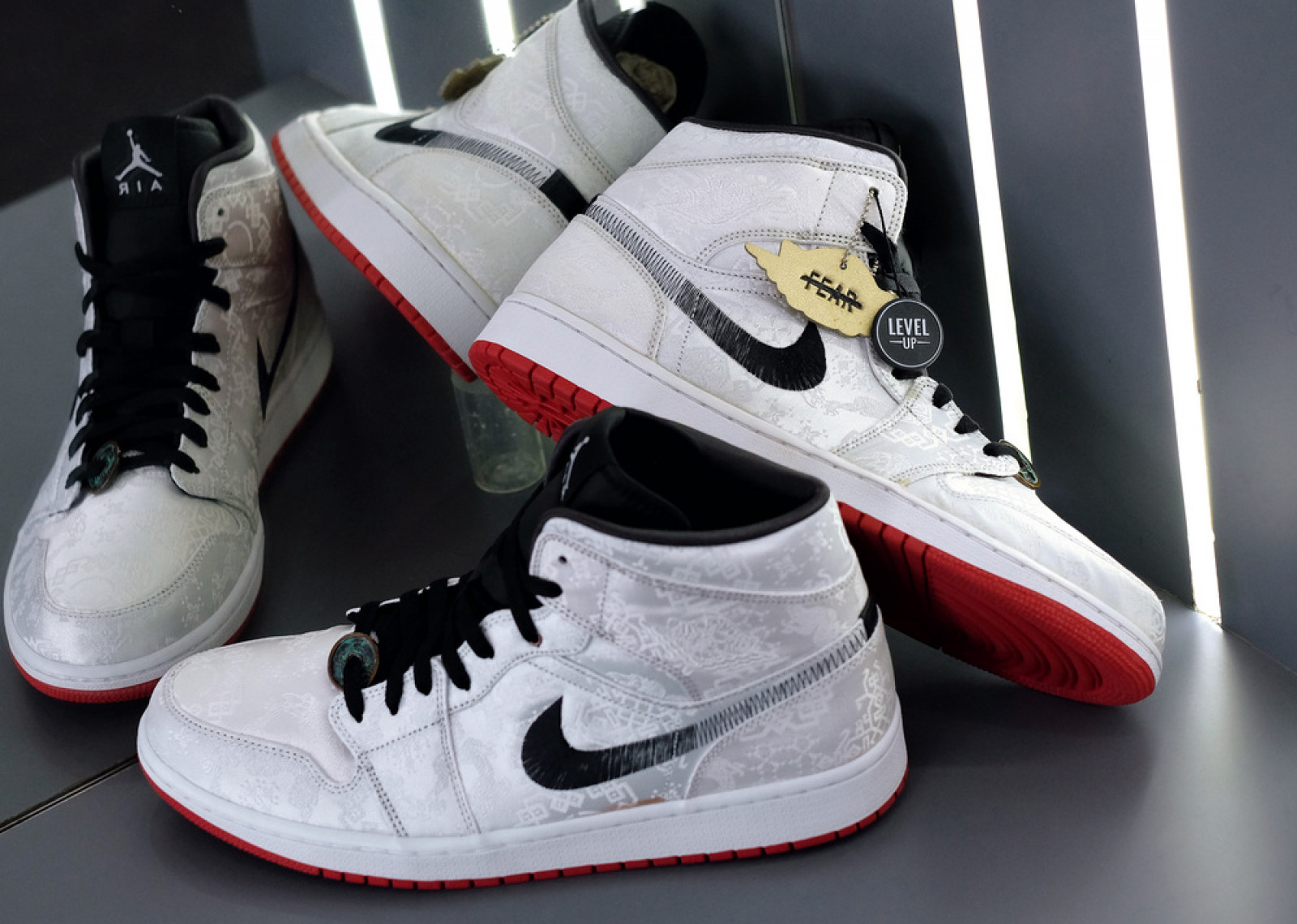 AIR JORDAN 1 MID SE FEARLESS GC EDISON CHEN - CLOT image 5