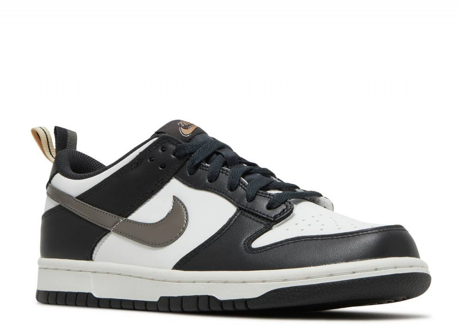 DUNK LOW BLACK WHITE METALLIC (GS) image 2