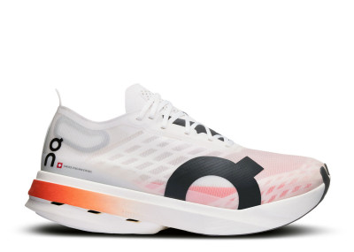 ON CLOUDBOOM STRIKE WHITE BLACK